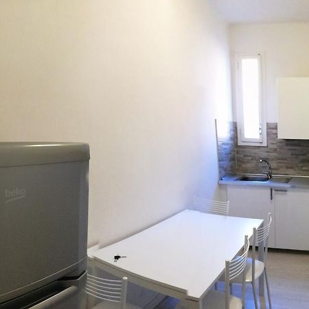 Farolfi Apartments Passarotti Bologna Exteriör bild